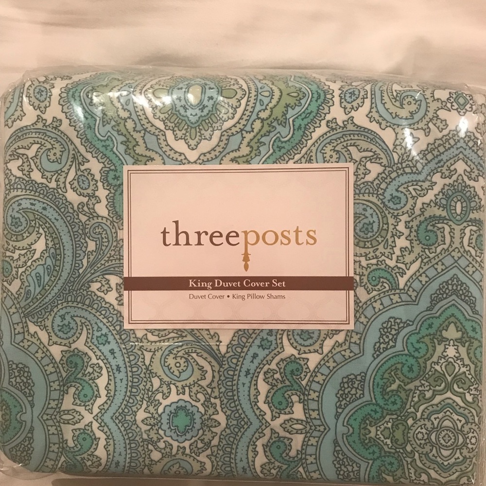 King Duvet Cover & 2 Shams